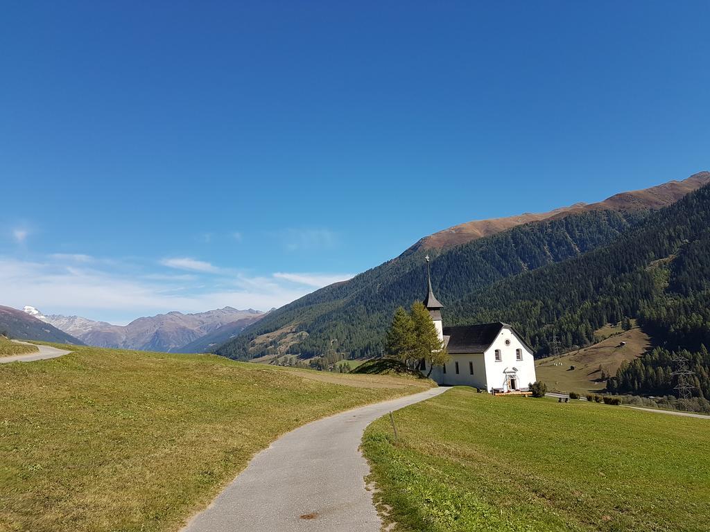 Chalet Daheim Reckingen Luaran gambar
